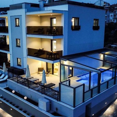 Villa 23 A Heated Pool Trogir Buitenkant foto
