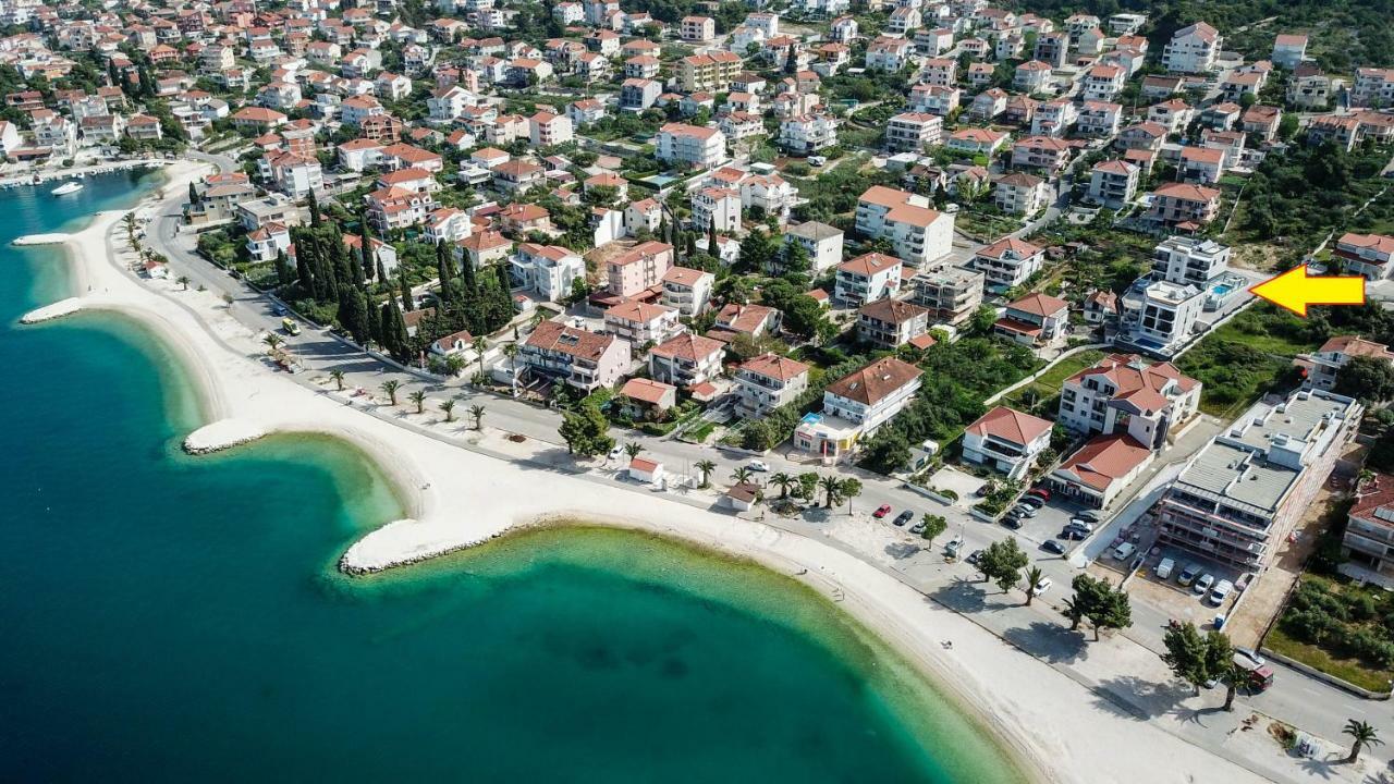 Villa 23 A Heated Pool Trogir Buitenkant foto