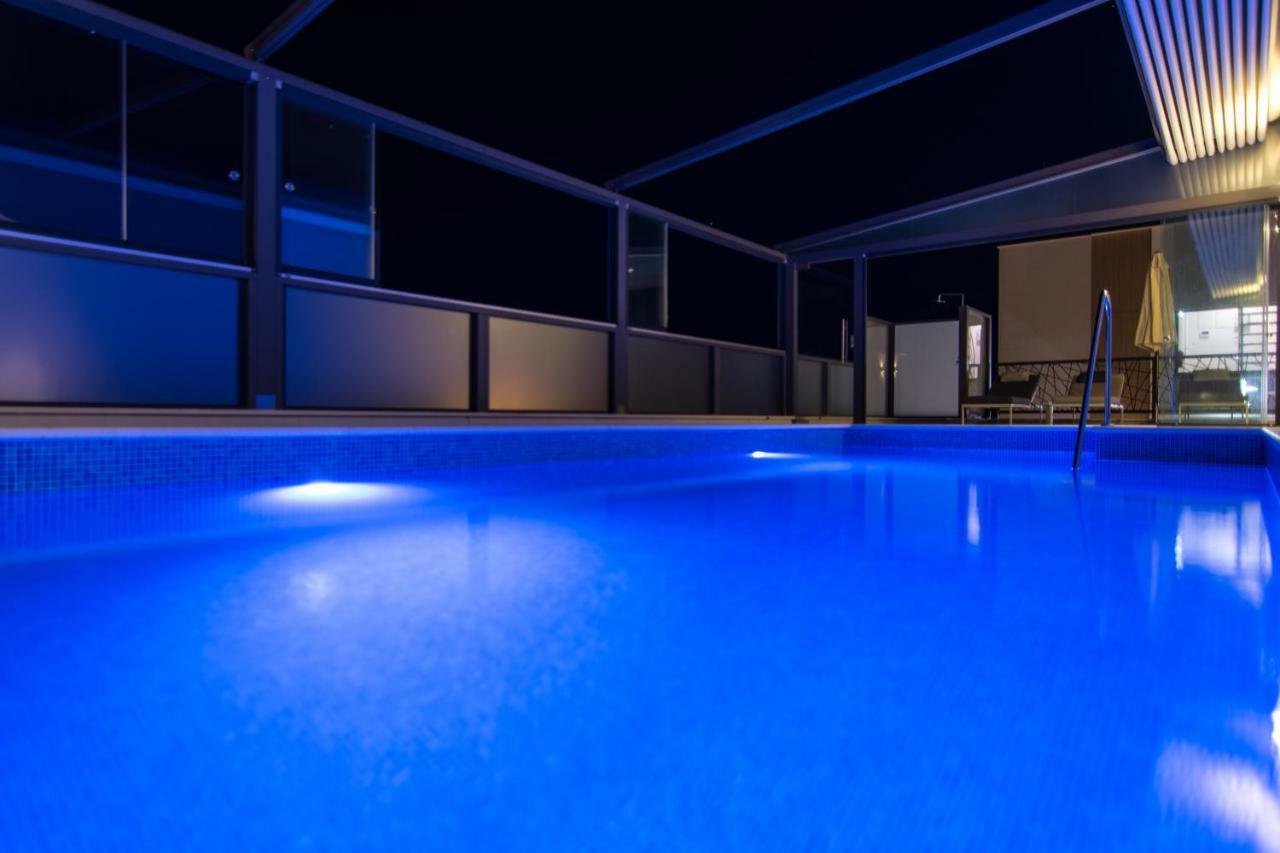 Villa 23 A Heated Pool Trogir Buitenkant foto